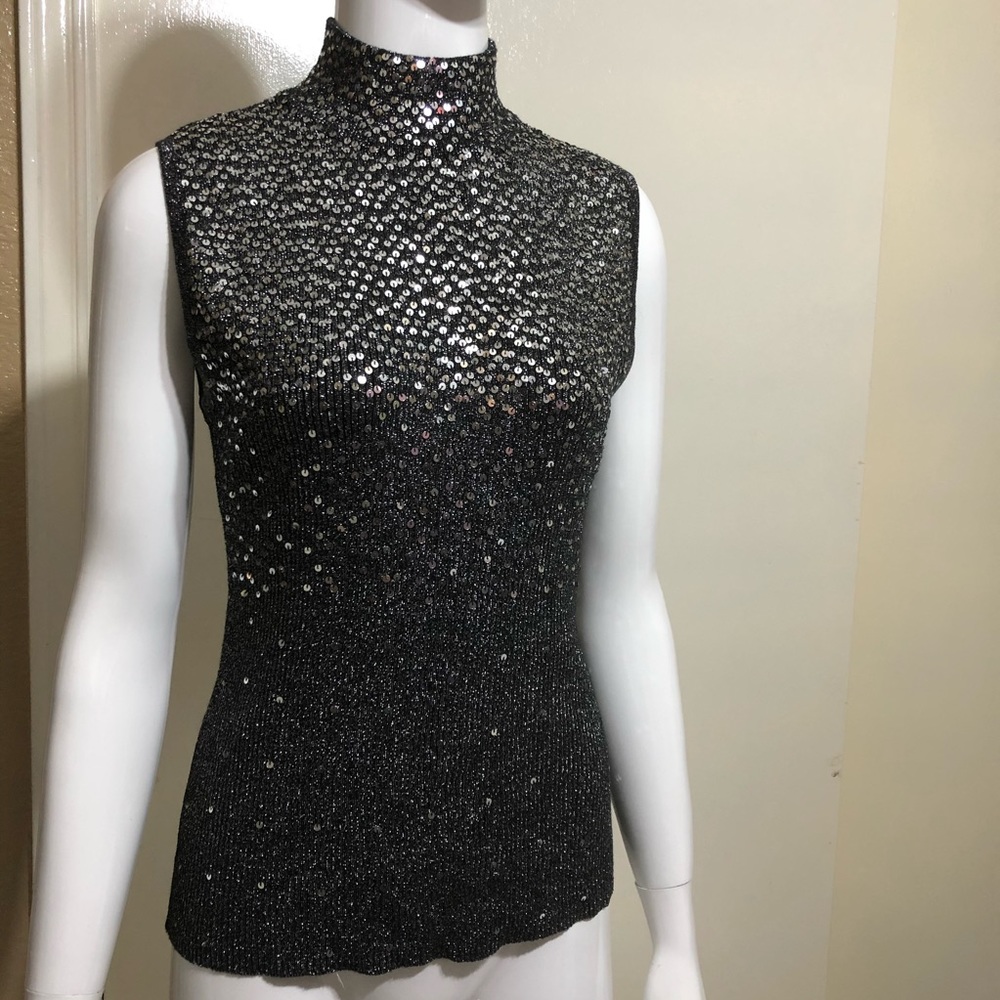 Dressbarn tank top black w/silver sequin Size M